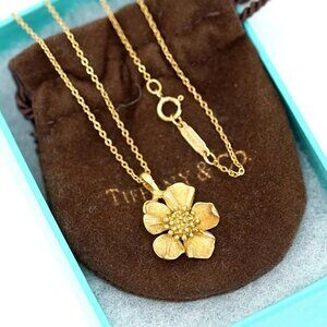 Tiffany & Co. Dogwood Flower Necklace 18" 18k Yellow Gold 750 Auth w/Box #3148